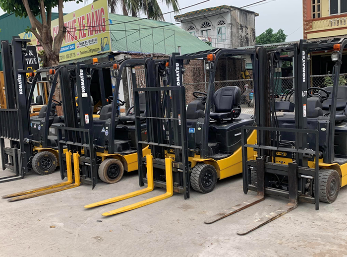 xe nâng dầu