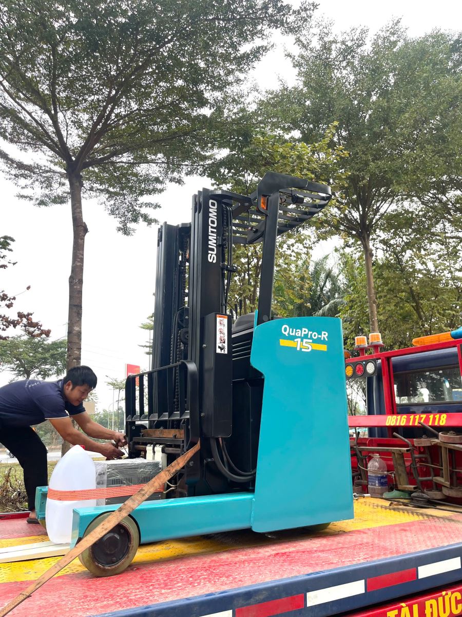 Kiểm tra xe nâng điện