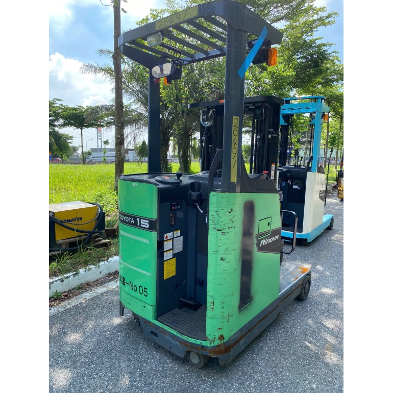 z6773476419915_f129c3a6ed0141c08f9cd396b0eb56af