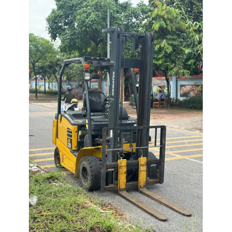 z6918114939665_bf36e799fe52c4523b99d1816c921207