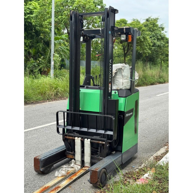 z6960110906937_cdef4cd3f9472503e331b3cb40b98ebf