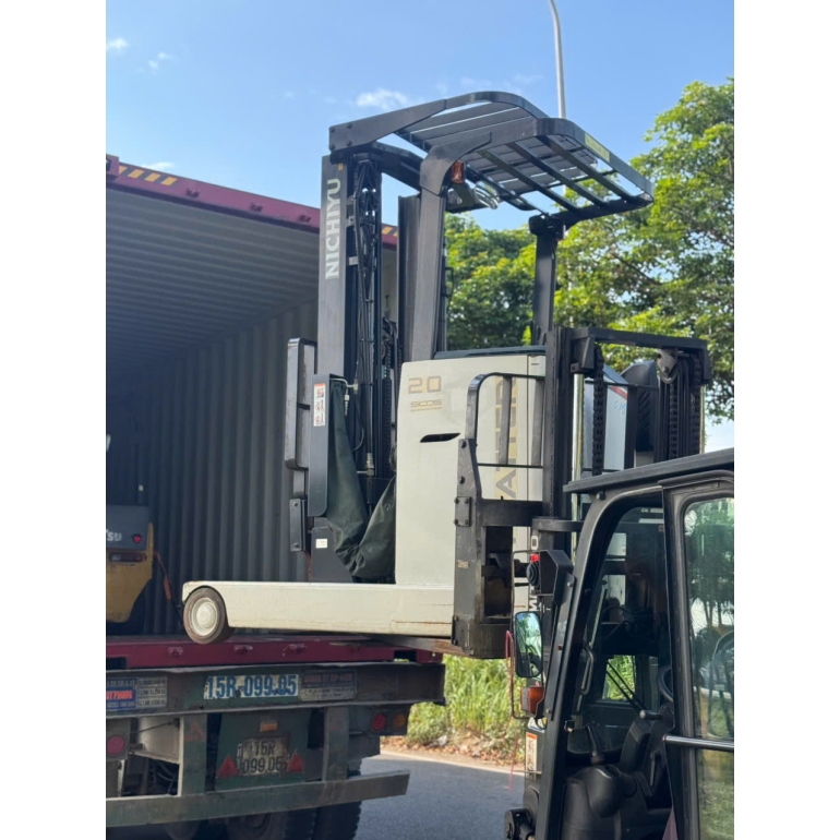 z7044101624706_419b155c9b15f0958679acf736182fab