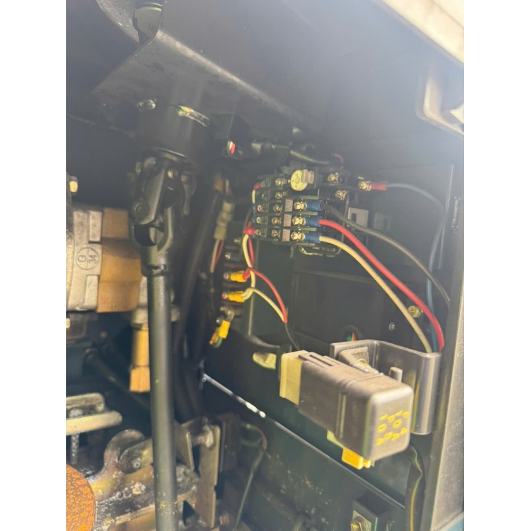 z7044351021983_5a4ddb3f3e3c774e608028da5c94a5f6