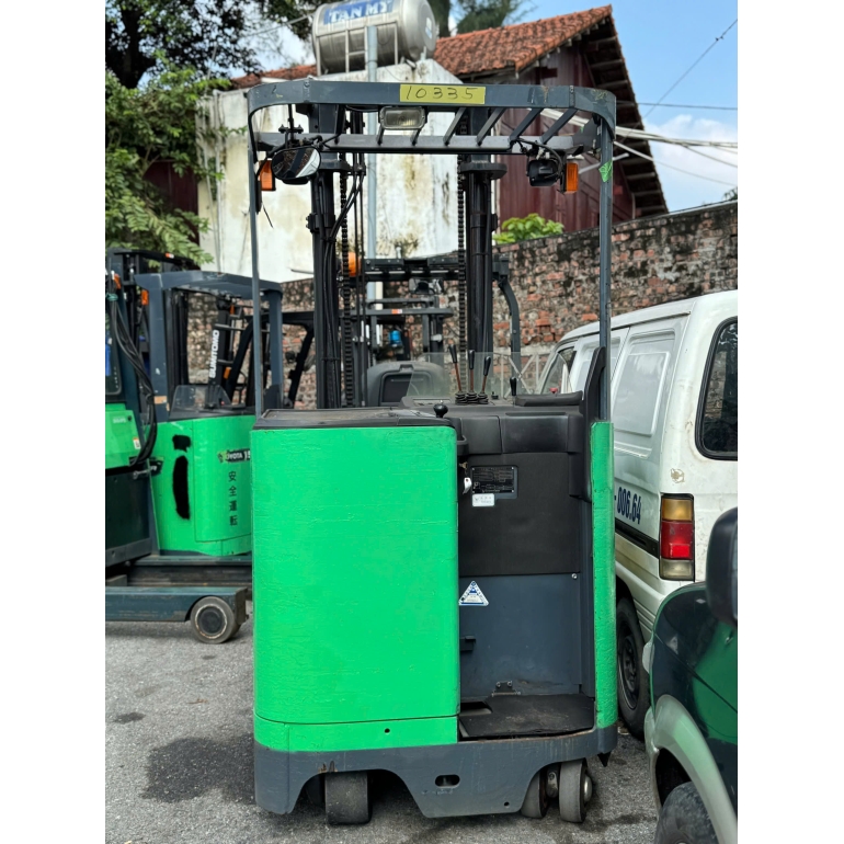 z7098023213148_38c31710bc208d6f85d4cdc4379c9f70