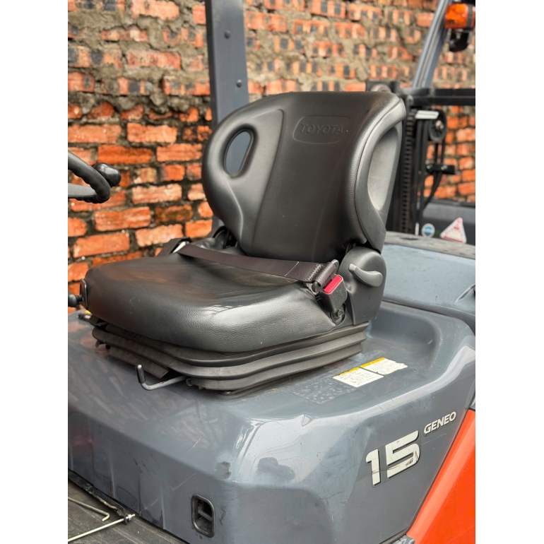 z7187096374242_65ea2078bf459136209e0e0d270f8150