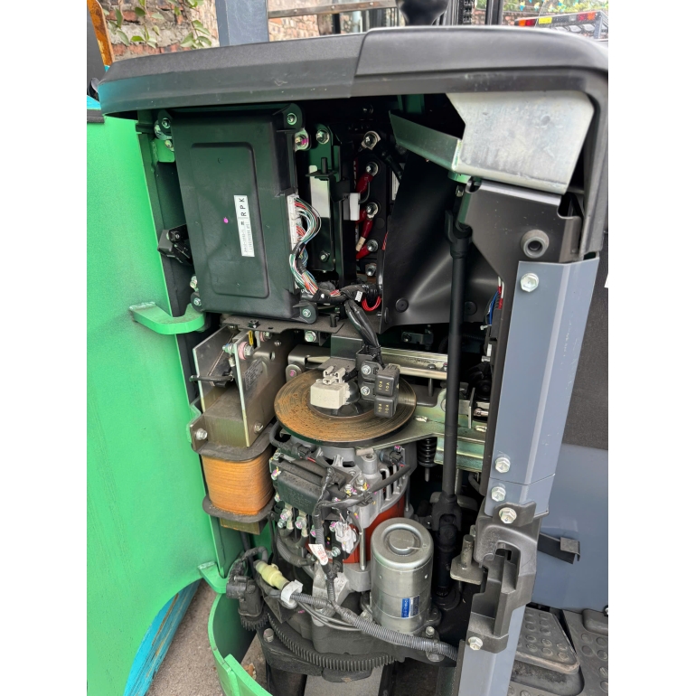 z7319112049087_080bec2dbee59302d9798599a873bea9