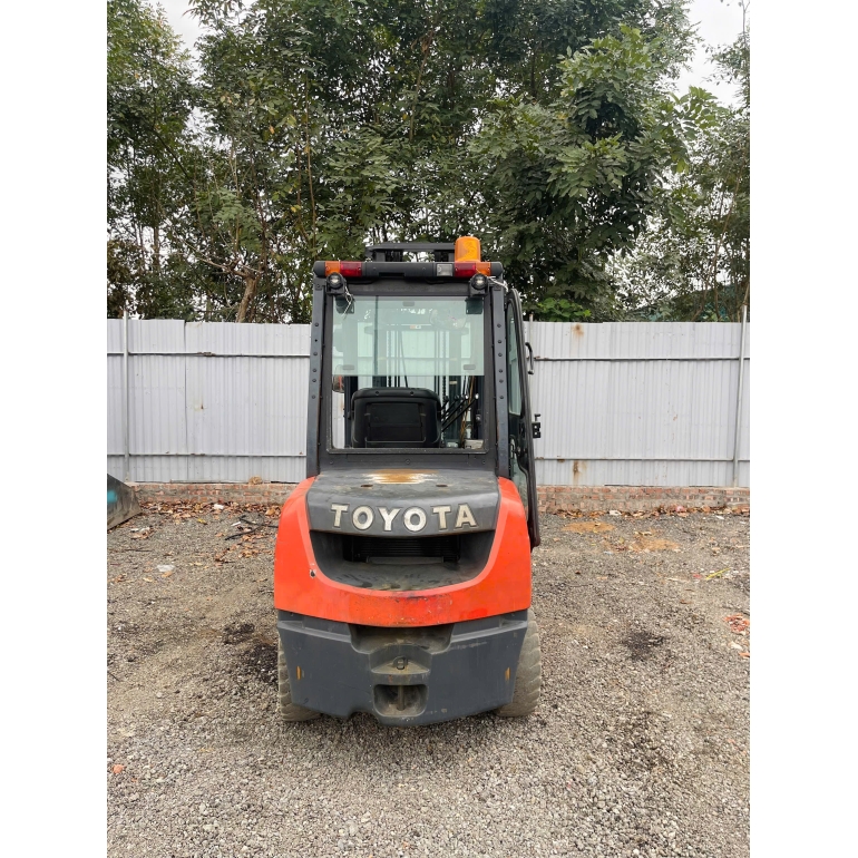 z7639149799018_ba0bc90ea415f50036187d1cab0f2fb2