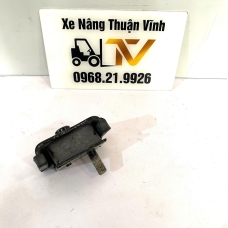 Cao su chân hộp số xe nâng Tcm FD20~30T3/C3 mã AA28-002A