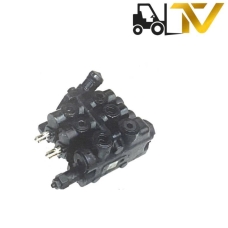 Cụm van phân phối thủy lực  của xe nâng model : Tcm FD20~30Z5/T6 mã HM00-013A