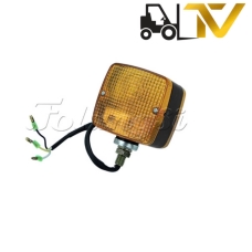 Đèn xi nhan trước xe nâng dùng cho model: TCM FD50 ~100Z7 mã LL19-004A