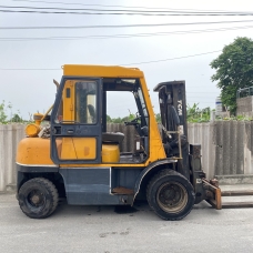 TV.D022-DV - Xe nâng dầu TCM 3.5 tấn năm 2001