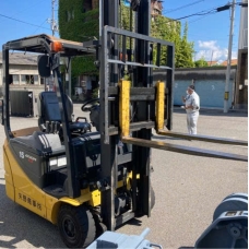 Xe Nâng Điện cũ ngồi lái 1.5T, Komatsu FB15ML-12 hàng Nhật Bãi chưa qua sử dụng tại Việt Nam,sản xuất năm 2019,mã xe TV.E432