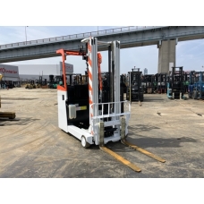 f0212082