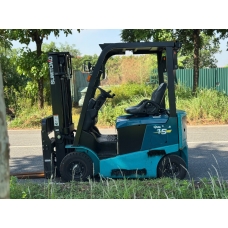 z7027181988429_927042bb10ebe5f102f38d829bf1ee6b