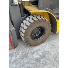 z7027191984982_6da503a1c2d58f1922082b42e2efe47b