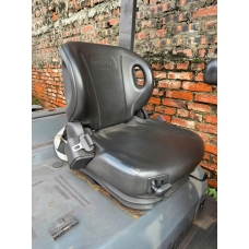 z7098011234117_7b449cde1af7e241449f2a7096de1dfa